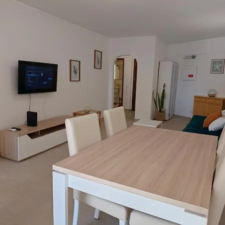 Appartement 2f Sao Gabriel - Casas & Papeis
